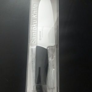 NWOT!! KYOCERA SANTOKU KNIFE